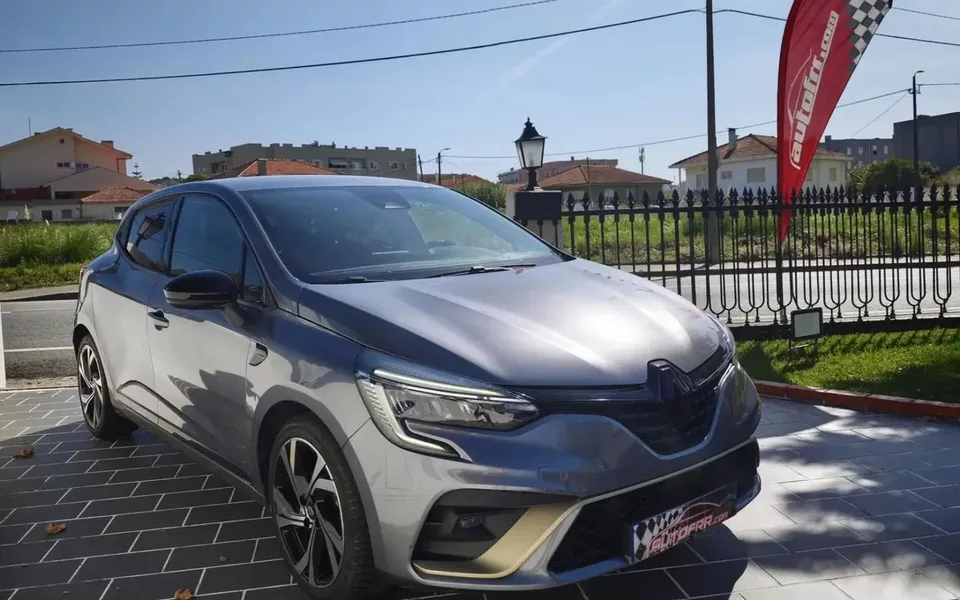 Renault Clio 1.6 E-Tech Full Hybrid RS Line