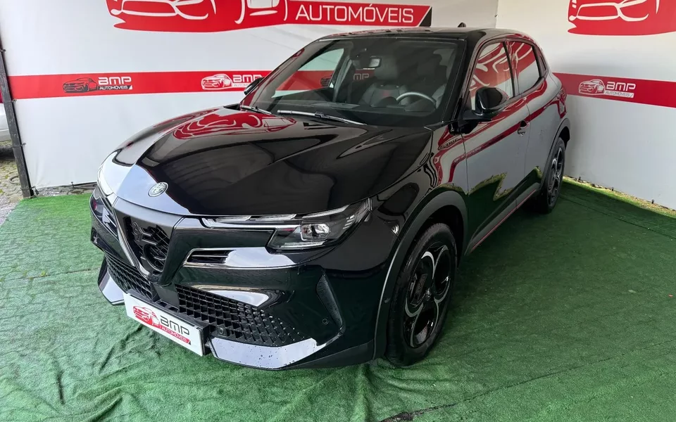 Alfa Romeo Junior 1.2 Sport Speciale eDCT6