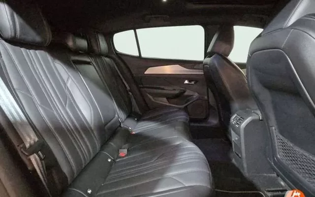 PEUGEOT 408 GT PHEV 225 e-EAT8