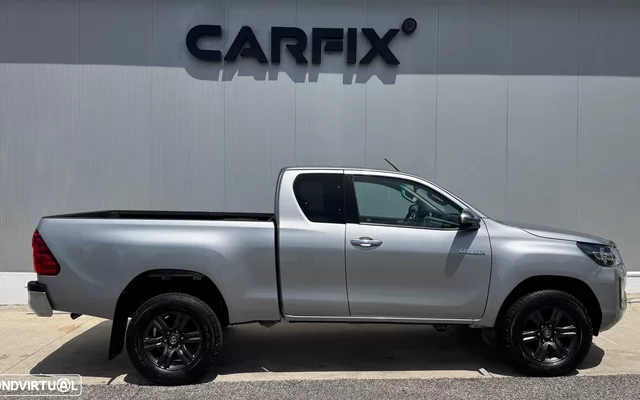 Toyota Hilux 2.4 D-4D 4WD Trial