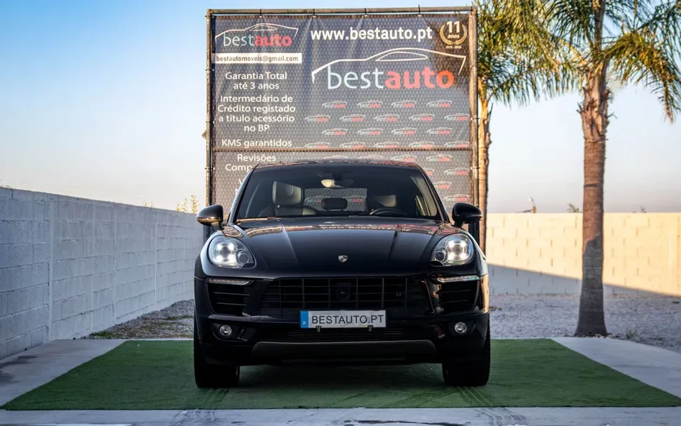 Porsche Macan S