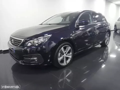 Peugeot 308 PureTech 130 GPF EAT8 Stop & Start Tech Edition