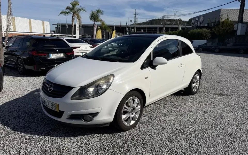 Opel Corsa 1.2 Black Edition