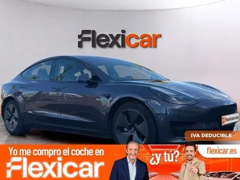 TESLA Model 3 RWD