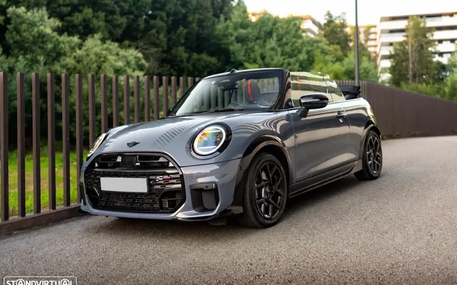 MINI Cabrio S JCW