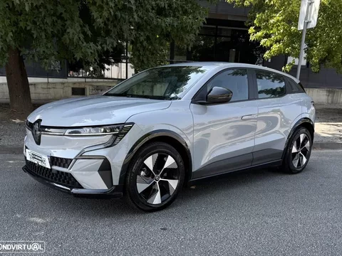 Renault Mégane E-Tech EV60 220hp optimum charge Equilibre