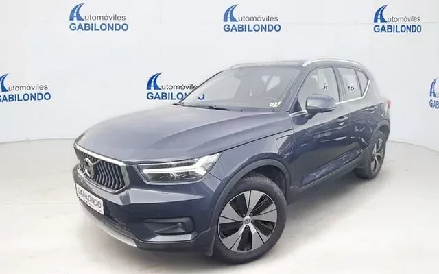 VOLVO XC40 1.5 T4 Twin Recharge Core Auto