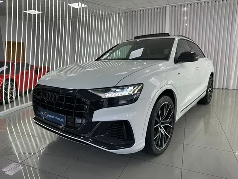 AUDI Q8 50 TDI 210kW Black Line Plus quattro tip