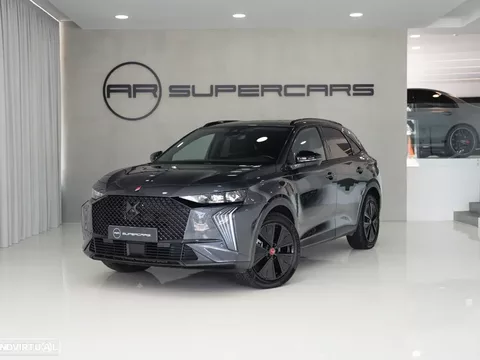 DS DS7 225 Performance Line +