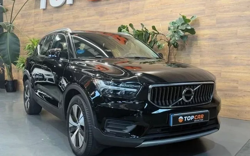 VOLVO XC40 XC40 T4 Recharge Inscription Expression Aut. - 21900€ en Galdácano