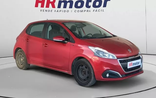 PEUGEOT 208 208 1.2 PureTech S&S Signature 82