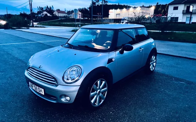 MINI 3 Portas One