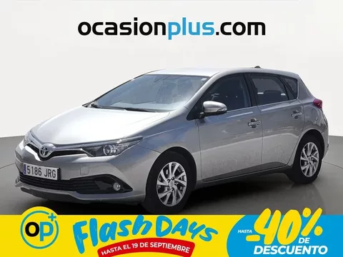 TOYOTA Auris Auris 120T Active