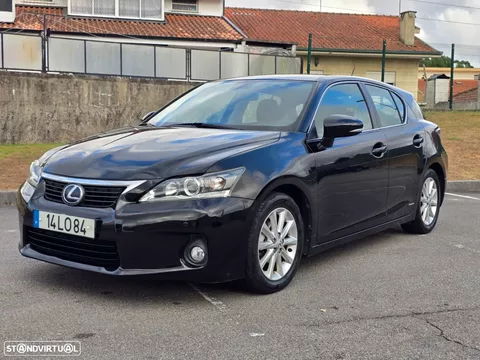 Lexus CT 200h