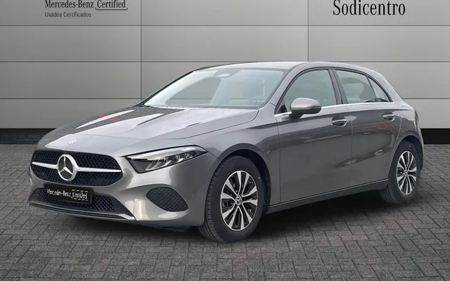 Mercedes-Benz A 200 Standard