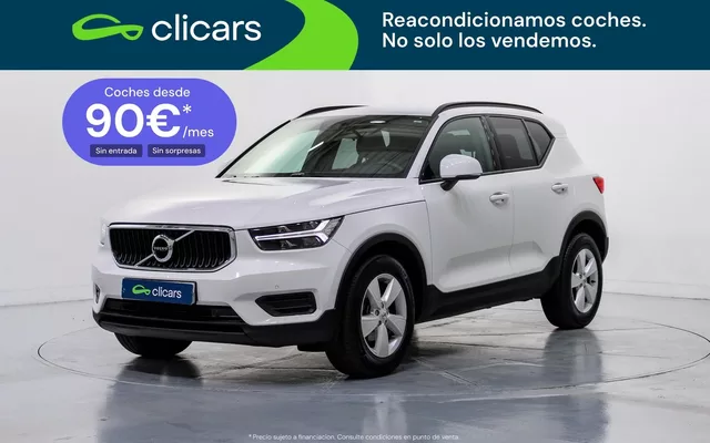 VOLVO XC40 XC40 T2 Momentum Core