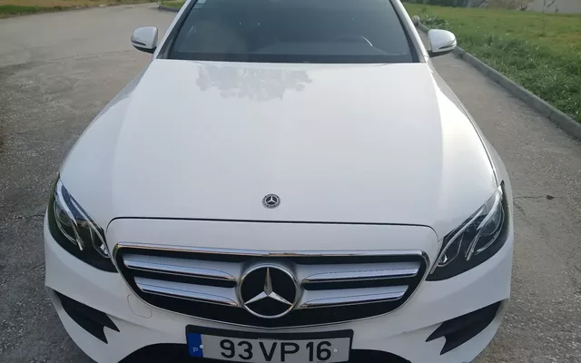 Mercedes-Benz E 220 d AMG 7L