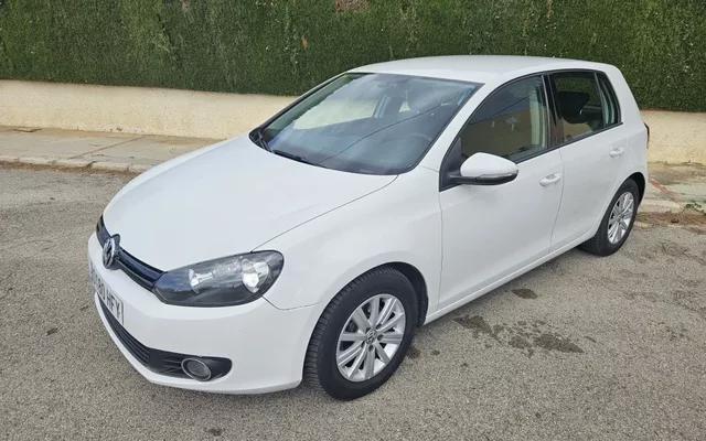 VOLKSWAGEN Golf Golf 1.6TDI CR Adv.BMT Last Ed. DSG 105