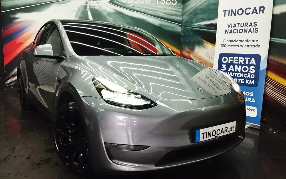 Tesla Model Y Long Range Tração Integral