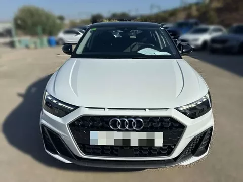 AUDI A1 Sportback Adrenalin 30 TFSI S tron