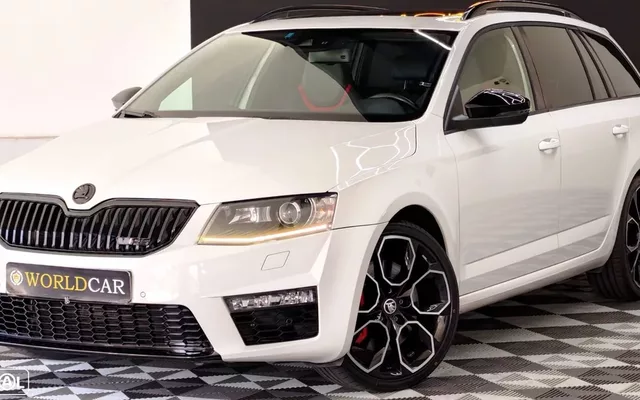 Skoda Octavia 2.0 TDI DSG RS