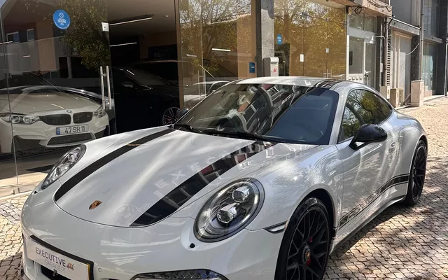 Porsche 911 (991) Carrera 4 GTS PDK