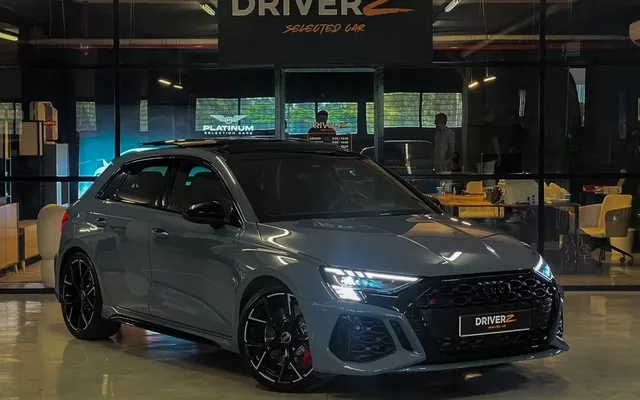 AUDI A3 RS3 Sportback quattro S tronic 294kW