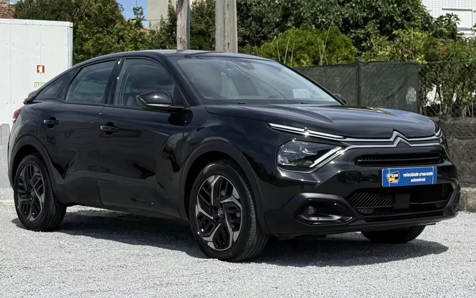 Citroën C4 1.2 PureTech Shine EAT8