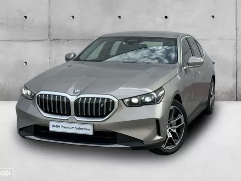 BMW i5 eDrive40