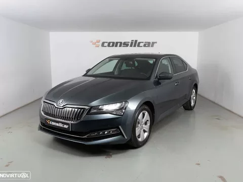 Skoda Superb 1.4 TSI iV Style DSG