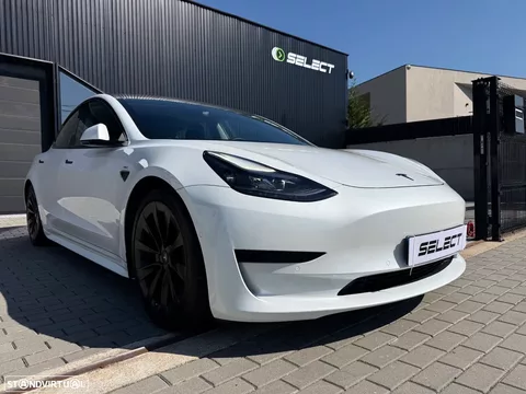 Tesla Model 3 Tração Traseira