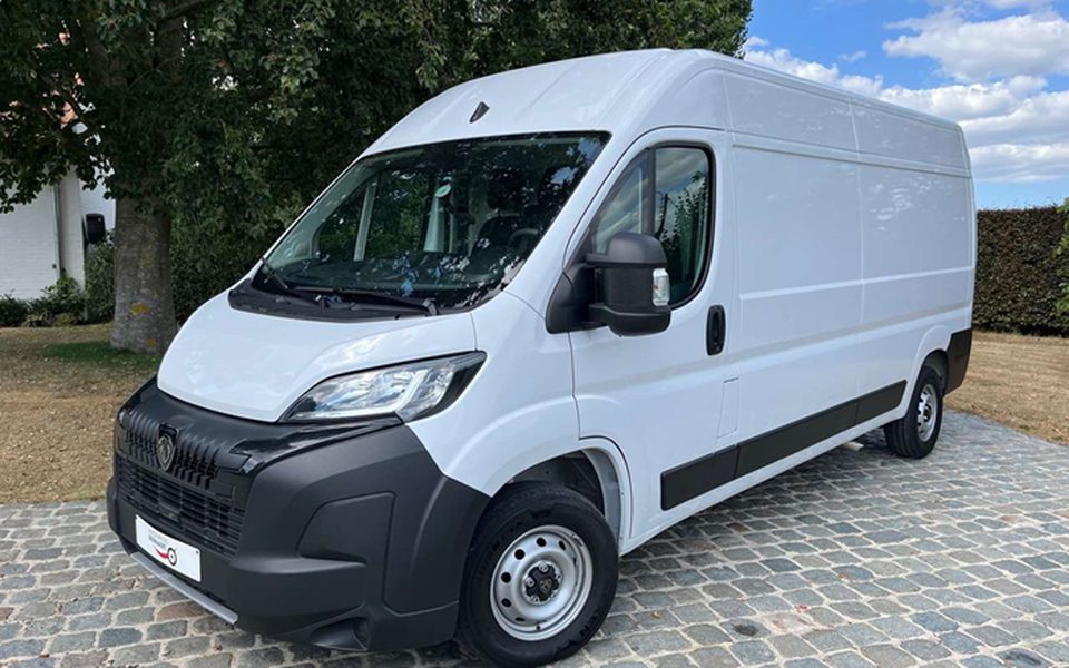 Peugeot Boxer 2.2 BlueHDi L3H2 S/S/1eignr/27640km/Cruise/Airco/Handsfree...