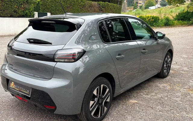 Peugeot e-208 Style