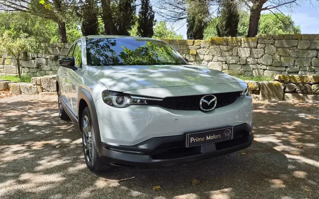 Mazda MX-30 e-Skyactiv First Edition+Modern Confidence