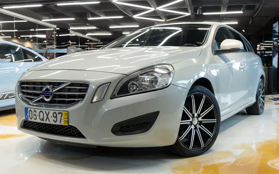 Volvo V60 DRIVe Momentum