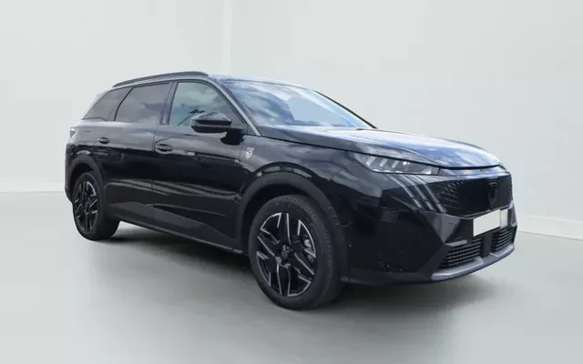 Peugeot 5008 Hybrid 145 e-DCS6 GT Zéro km immatriculé