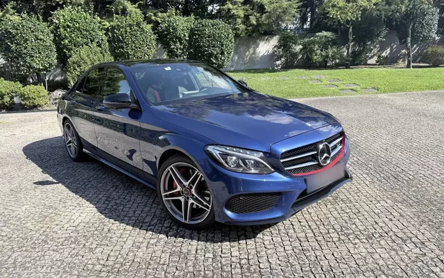 Mercedes-Benz C 300 h AMG Line