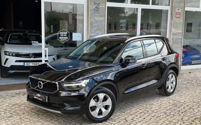Volvo XC 40 2.0 D3 Momentum Plus