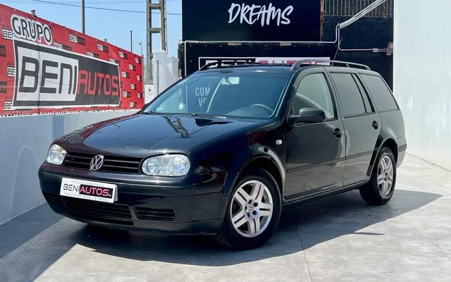VOLKSWAGEN Golf Golf Variant 1.6 Soul Aut.