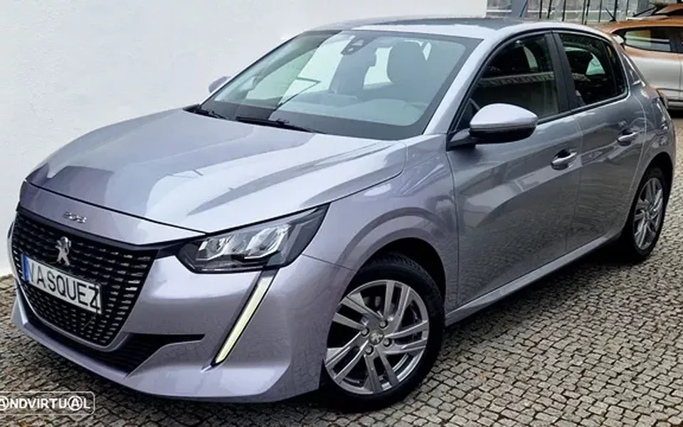 Peugeot 208 PureTech 100 EAT8 Active Pack