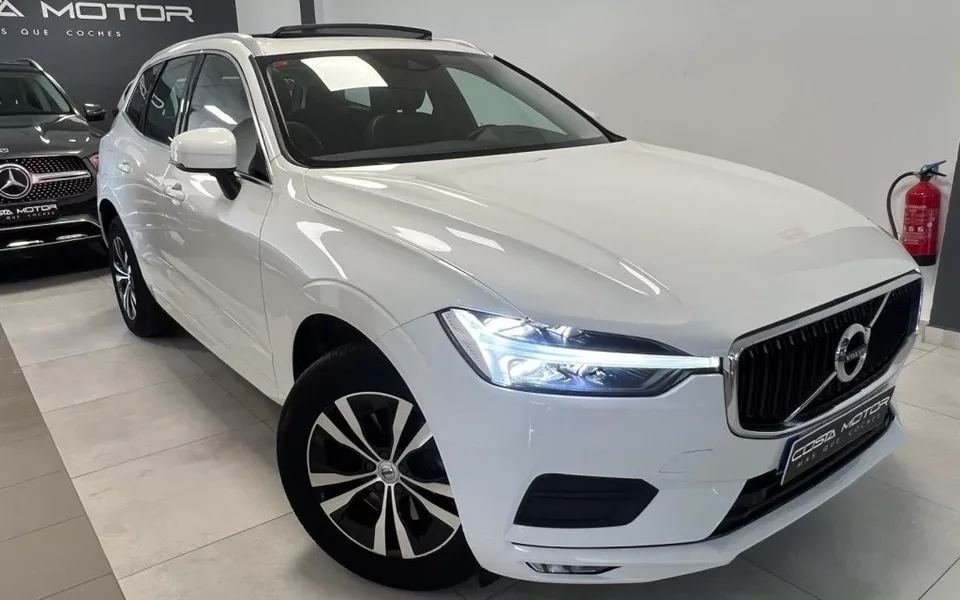 VOLVO XC60 XC60 B4 Momentum Pro AWD Aut.