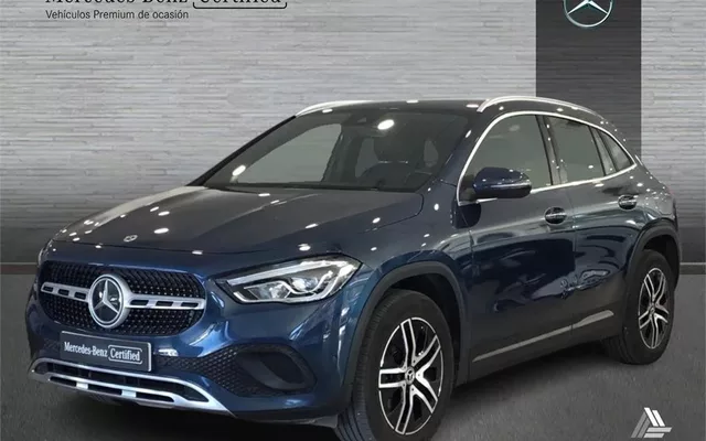 MERCEDES-BENZ Clase GLA CLASE GLA 220 D 4MATIC