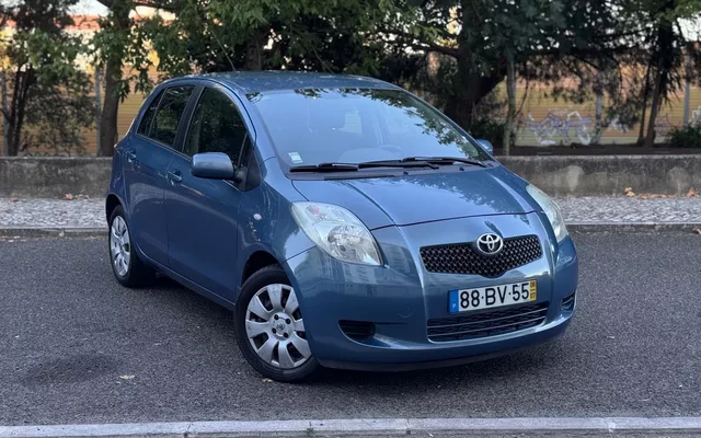 Toyota Yaris 1.0 VVT-i Sol