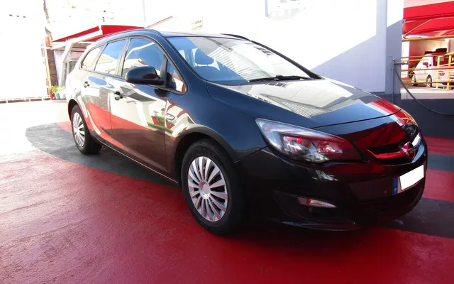 Opel Astra Sports Tourer