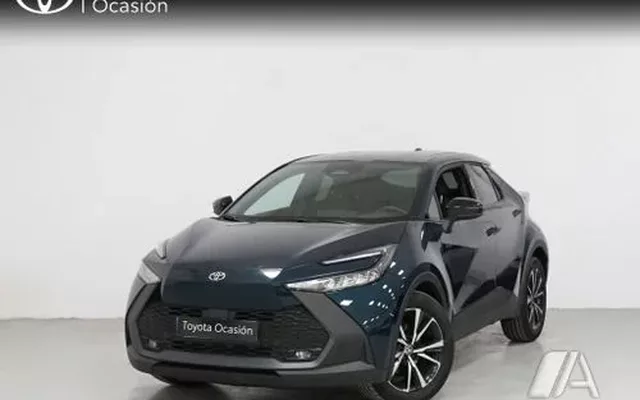 TOYOTA Yaris YARIS ACTIVE PLUS