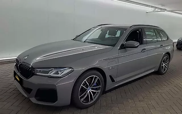 BMW 530 e Pack Desportivo M
