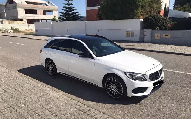 Mercedes-Benz C 250 (BlueTEC) d Station 7G-TRONIC AMG Line