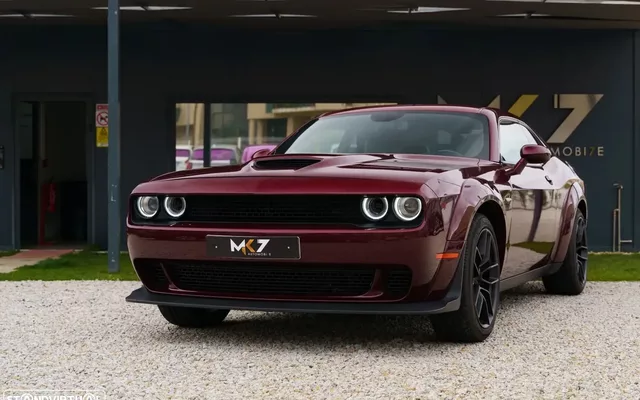 Dodge Challenger