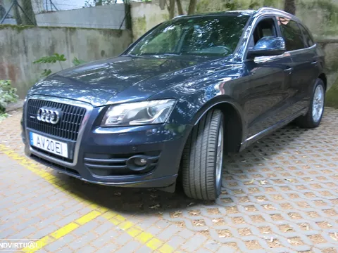 Audi Q5 2.0 TFSI Hybrid quattro S-line Tiptronic