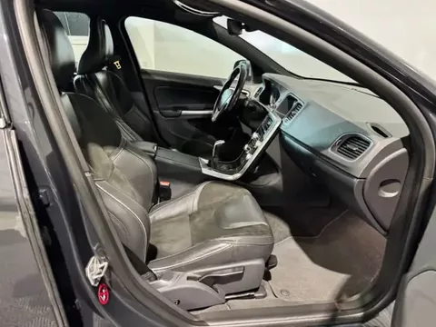 Volvo S60 2016 2.0 D2 R-Design